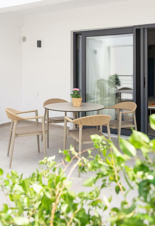 Eladia Suites Neos Marmaras Zewnętrze zdjęcie